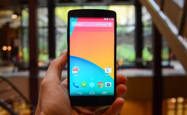 Nexus 5 smartfon