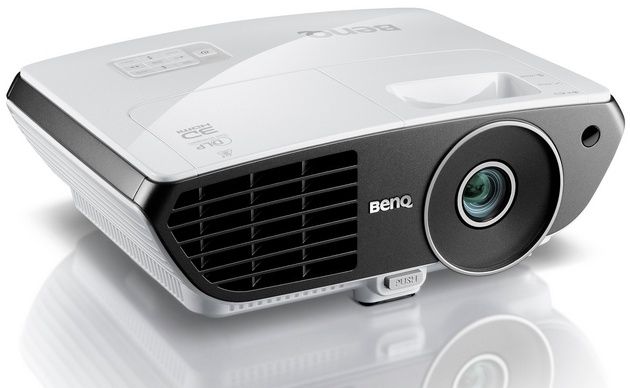 BenQ W703D projektor wygląd