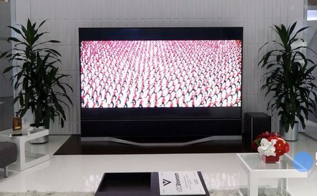 Vizio 120 UHD TV wygląd
