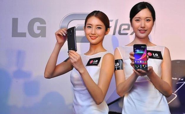 LG G Flex smartfon