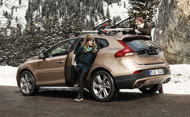 Volvo_V40CC