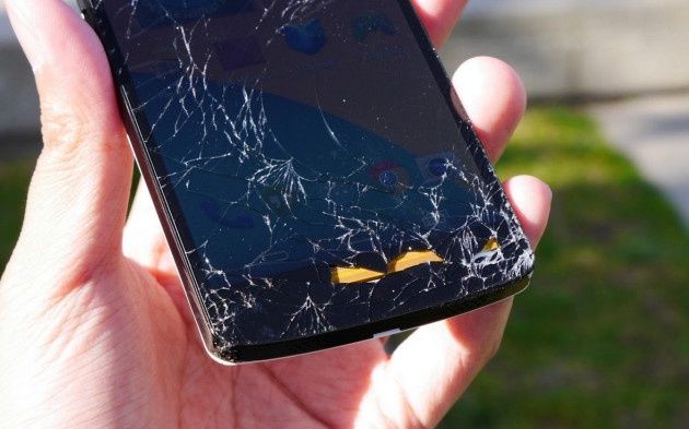 Google Nexus 5 smartfon próba wytrzymałości