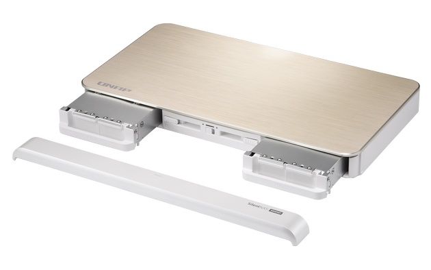 QNAP HS-453DX dyski