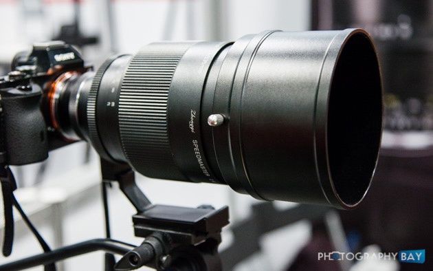 Mitakon Speedmaster 135 mm f/1,4