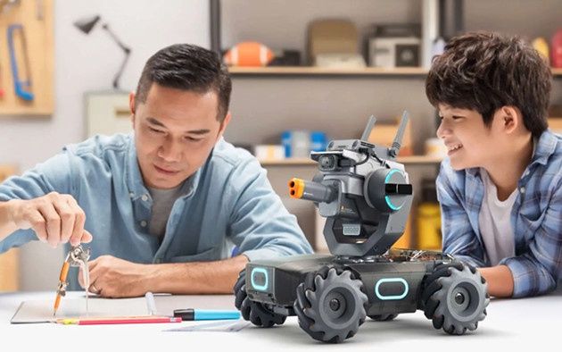 RoboMaster S1 robot