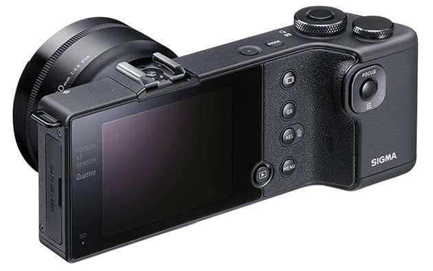Sigma DP2 Quattro tył bok