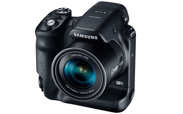 Samsung WB2200F widok bok