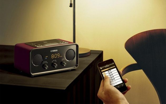 Yamaha TSX-B72 radiobudzik wygląd