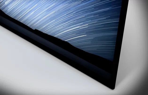 Sony Bravia A1 róg