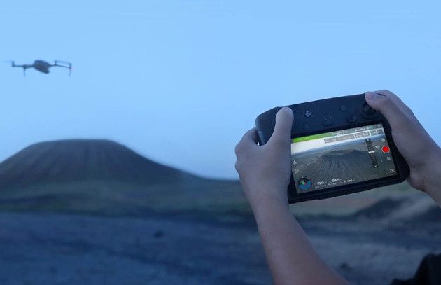 DJI Smart Controller lifestyle
