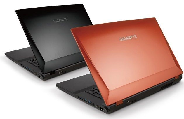 Gigabyte P27K laptop do gier widok