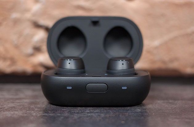 Samsung Gear IconX 2018 - słuchawki do sportu