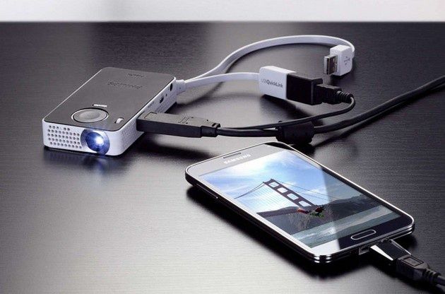 Philips PicoPix 4350 smartfon