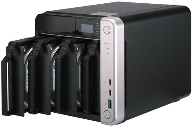 QNAP TS-453BT3 dyski