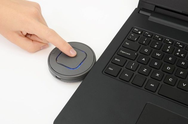 Optoma QuickCast laptop
