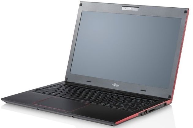 Fujitsu Lifebook U554 ultrabook widok