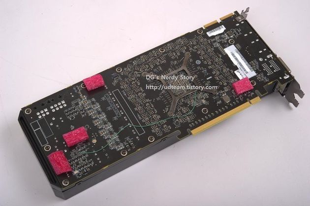 AMD Radeon R9 290X karta graficzna zdjęcie laminat rewers