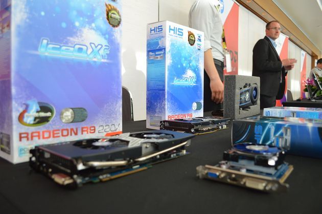 HIS Radeon R7 240 R9 270X R9 280X karty graficzne zdjęcie