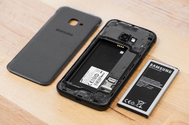 Samsung Galaxy Xcover 4 wymienna bateria