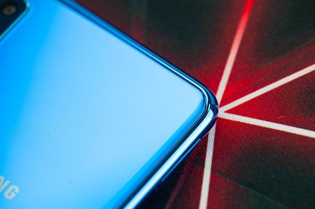 Samsung Galaxy A7 2018 - szybki Samsung za 1500 zł