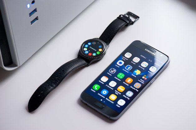 Samsung Galaxy S7 i Gear S2
