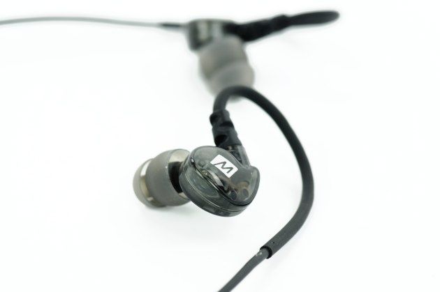 MEE Audio X6 Plus obudowa