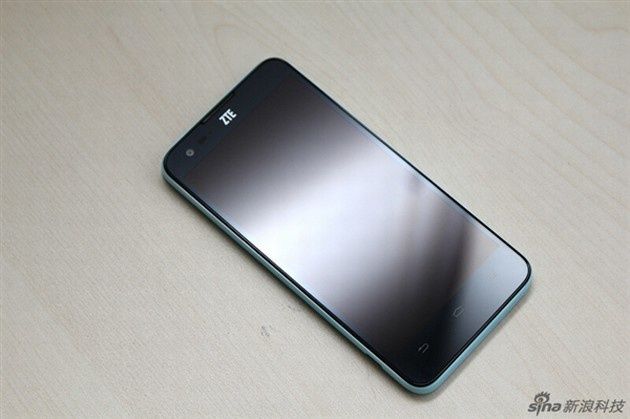 ZTE Geek smartfon