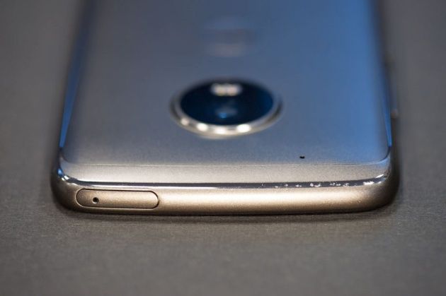 Moto G5 Plus karty