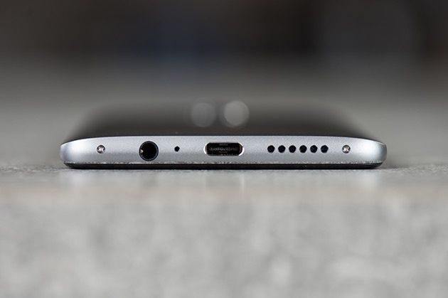 OnePlus 3 - dół