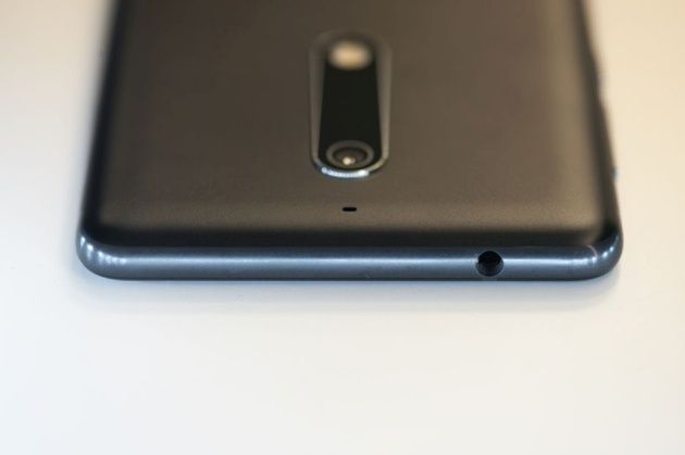 Nokia 5 złącze słuchawkowe
