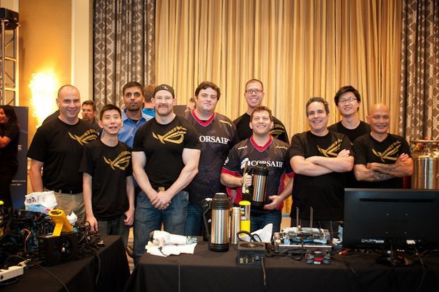 ASUS OC Main Event impreza podkręcania zdjęcie