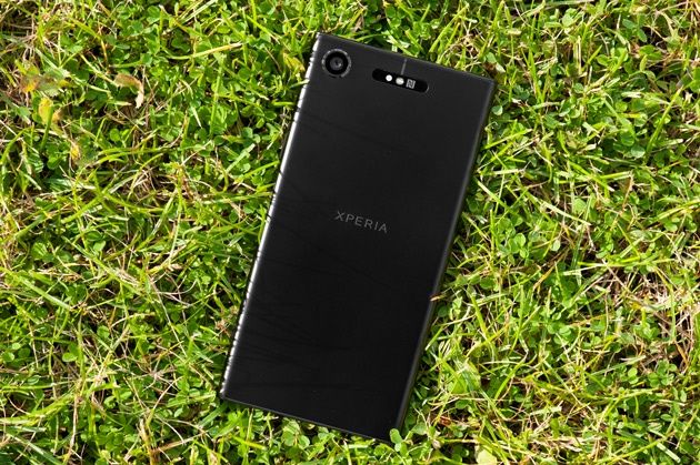 Sony Xperia XZ1 - tył