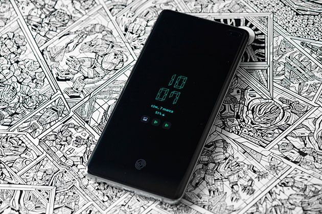 Galaxy S10 Plus - ultradźwiękowy czytnik linii papilarnych