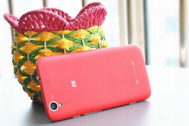ZTE Geek U988S smartfon