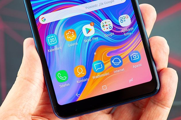 Galaxy A7 2018 - smartfon z Androidem