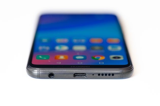 Huawei P20 Lite - wyjście słuchawkowe 3,5 mm