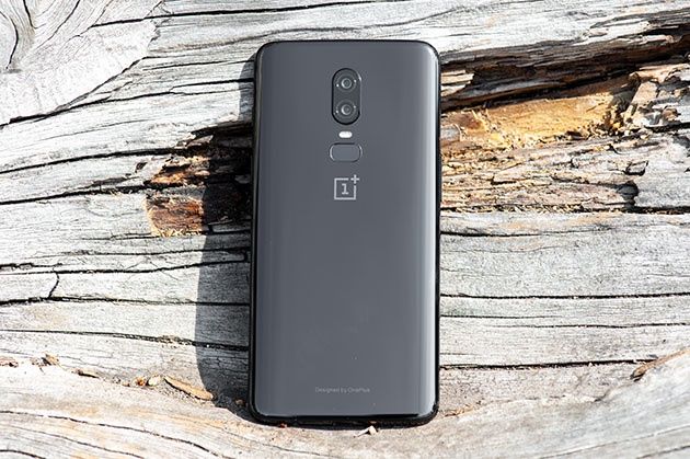OnePlus 6 - tył