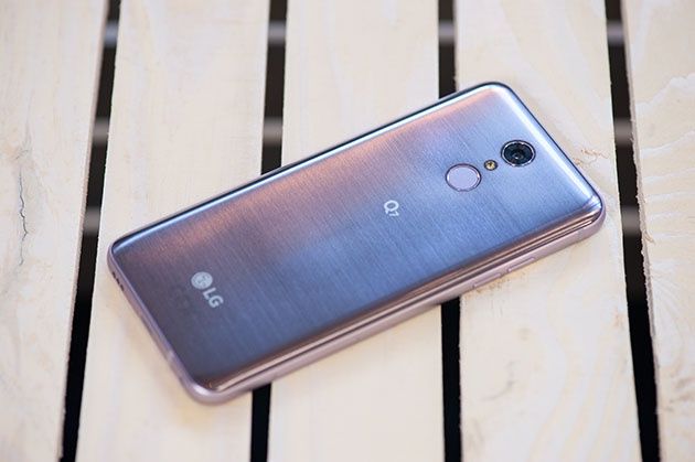 LG Q7 - telefon ze standardem militarnym MIL-STD-810G