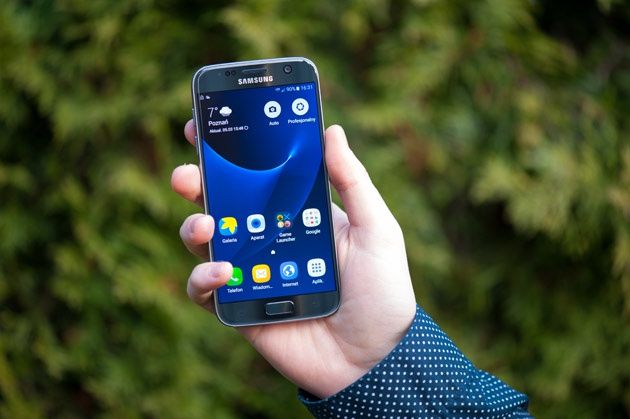Samsung Galaxy S7 - przód