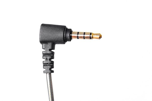 MEE Audio X1 - wtyk kątowy, pozłacany