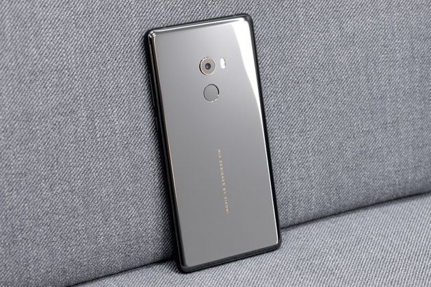 Xiaomi Mi Mix 2 - ceramiczny tył