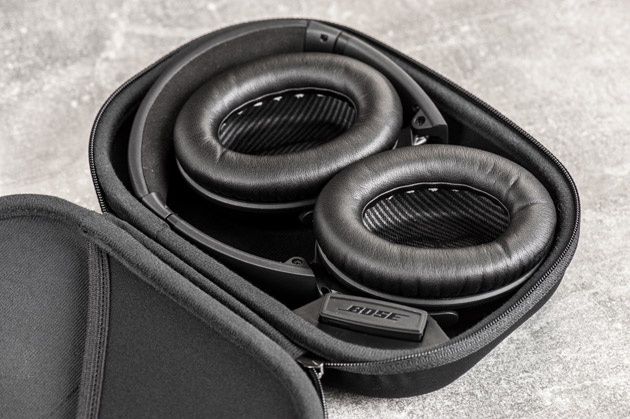 Bose QC35 - sztywne etui ochronne