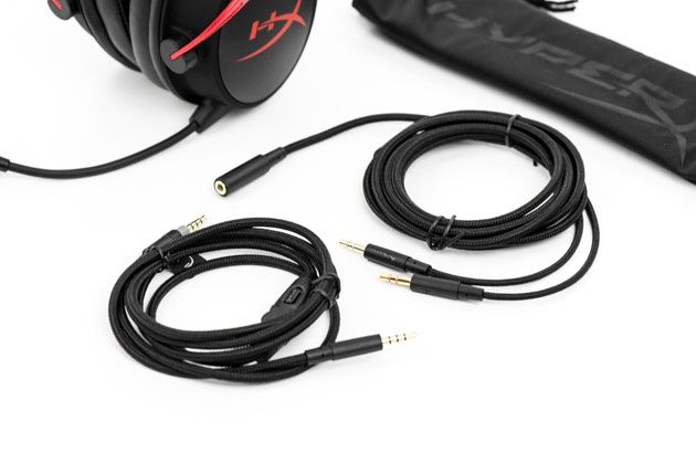 HyperX Cloud Alpha - przewody w zestawie