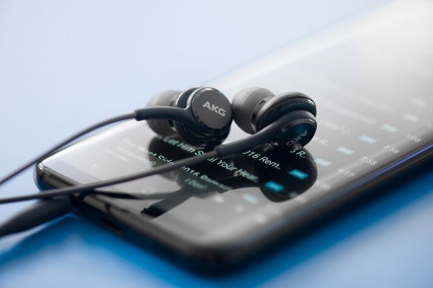 Galaxy S8+ słuchawki AKG