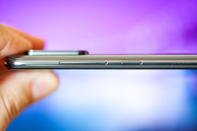Xiaomi Mi 9 - przyciski