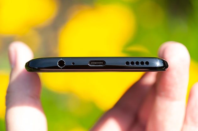 OnePlus 6 - USB-C, głośnik, wyjście słuchawkowe mini jack 3,5 mm