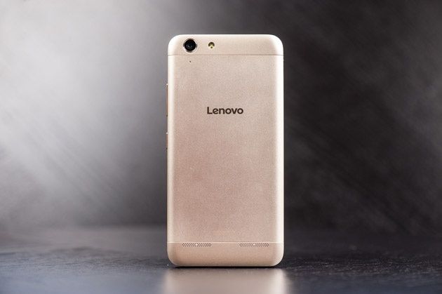 Lenovo K5 Plus - tył