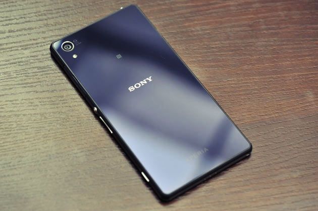 Sony Xperia Z2 - tył