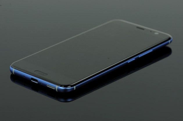 HTC U11 gorilla glass