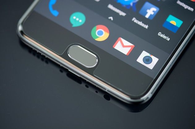 OnePlus 5 - czytnik linii papilarnych